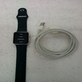 台中流當品拍賣 流當手錶拍賣 原裝 Apple watch 7000 SERIES 9成新 喜歡價可議
